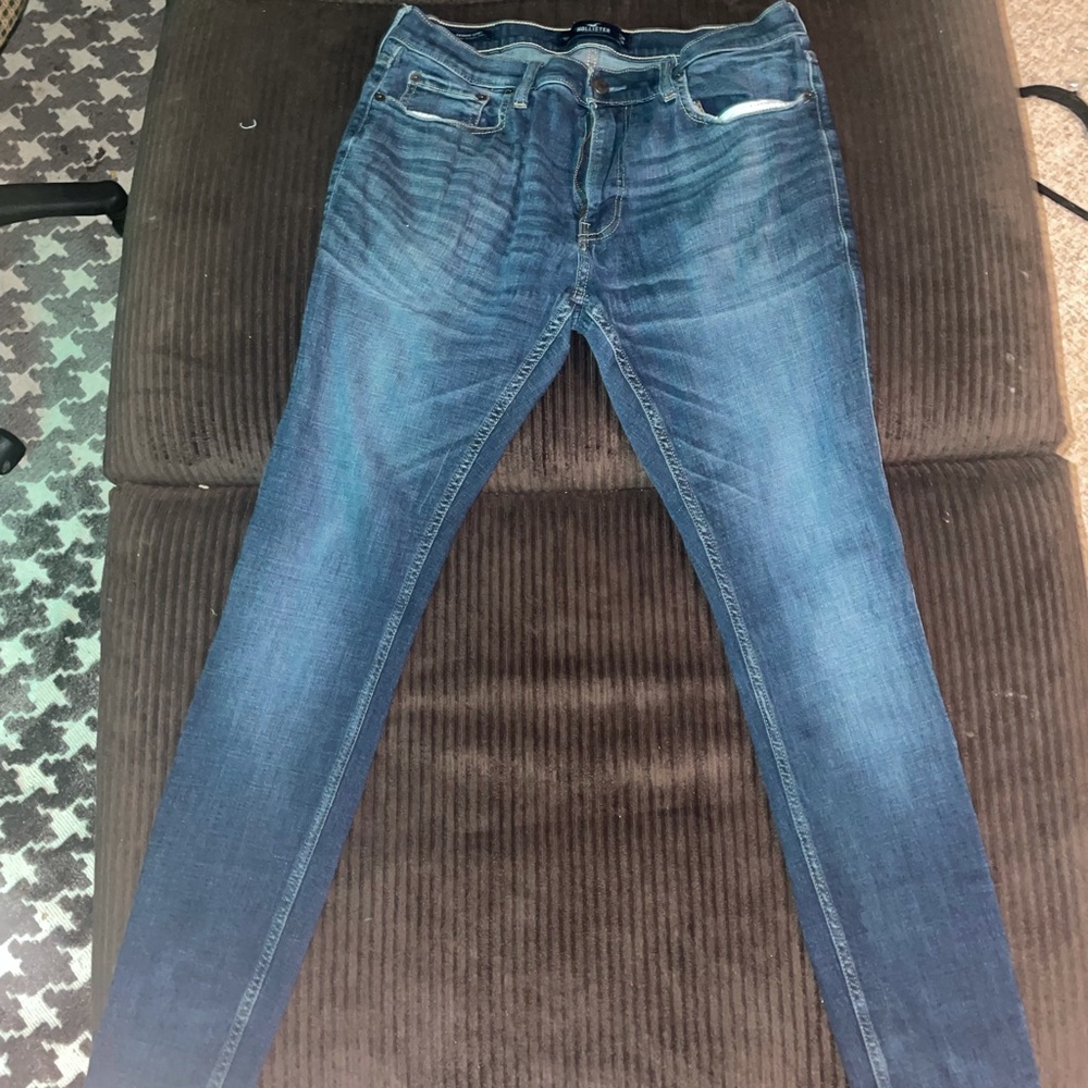 Size 34:34 hollister blue jeans